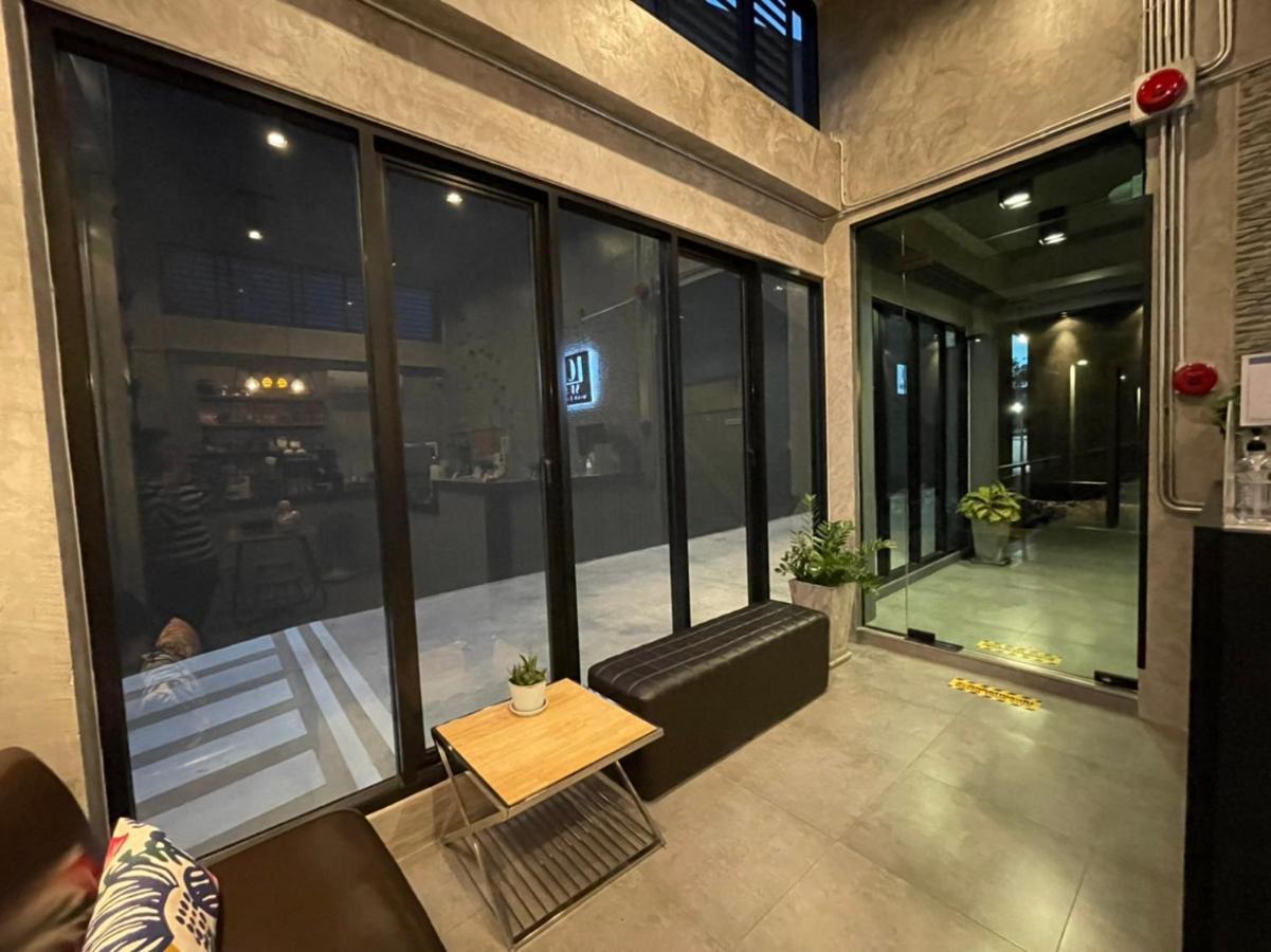 Loft Space Hotel Ранонг Екстериор снимка